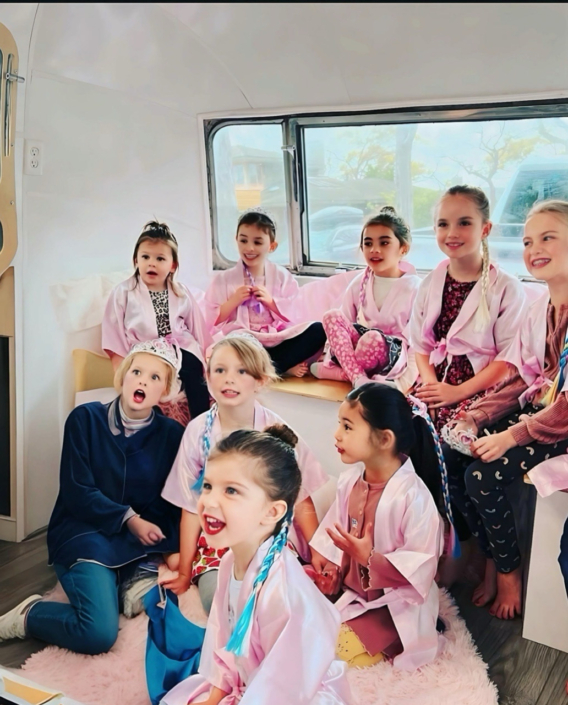 created by photogrid